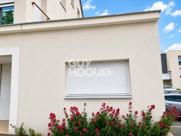 Bureau et espace de travail Vente Mûrs-Erigné  70m² 169000€