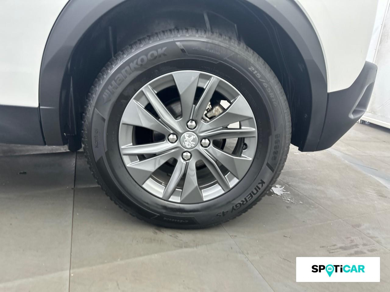 Peugeot 2008 1.2 puretech 100ch s&s style — photo 11