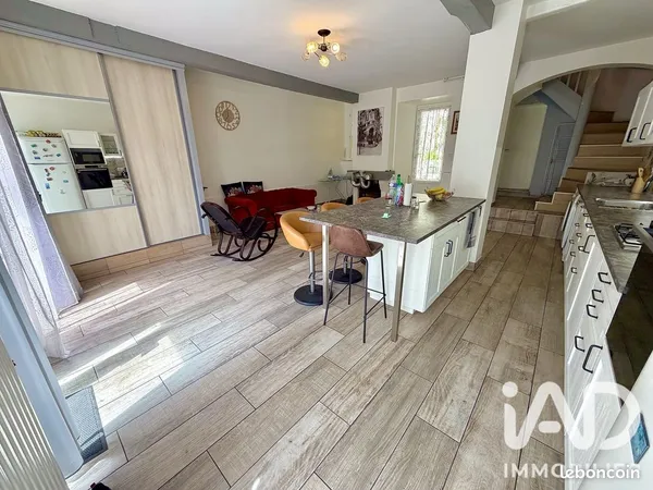 Maison de ville 8 pièces 145 m²