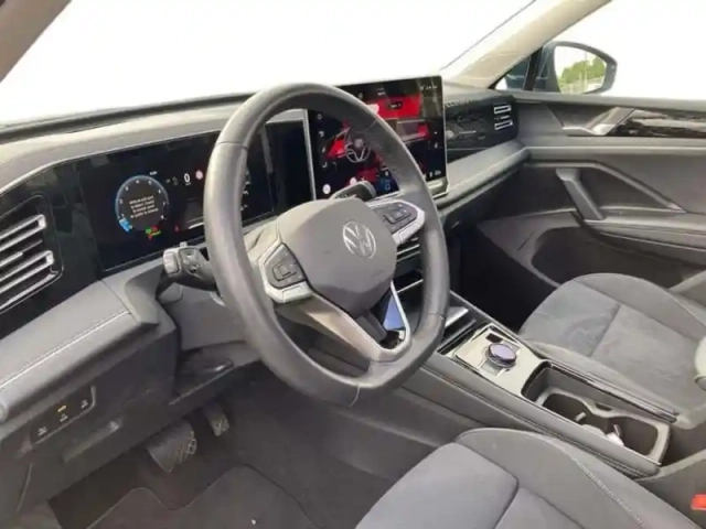 Volkswagen Tiguan 1.5 etsi 150ch dsg7 elegance — photo 9