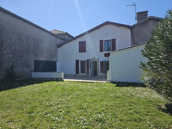 Maison 7 pièces 180 m²