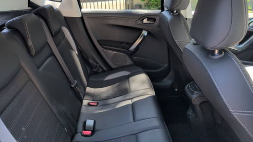 Peugeot 2008 1.2 Puretech 130 Crossway - Allure – 2019 – 78124 km – Essence – Boîte Manuelle — photo 28