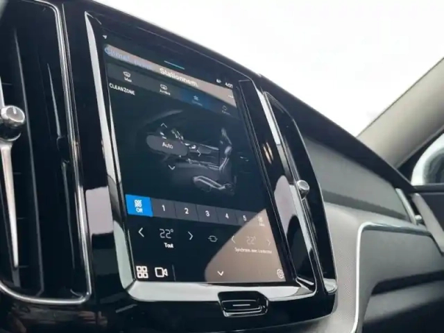 Volvo Xc60 t6 hybride rechargeable 253 + 145ch plus style dark geartronic 8 awd — photo 11