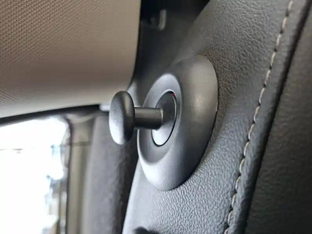 Mini Mini hatch 5 portes cooper 136 ch dkg7 — photo 25