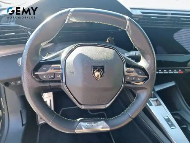 Peugeot 408 phev 225 e-eat8 — photo 13