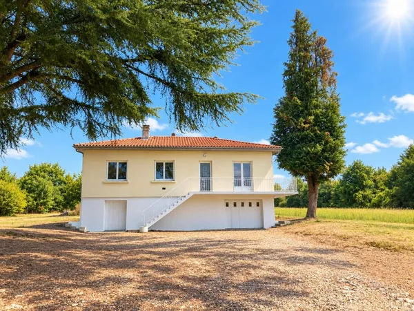 A louer à AURIAC SUR DROPT Maison inidividuelle