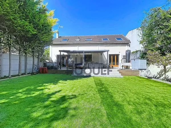 Maison 8 pièces 163 m²