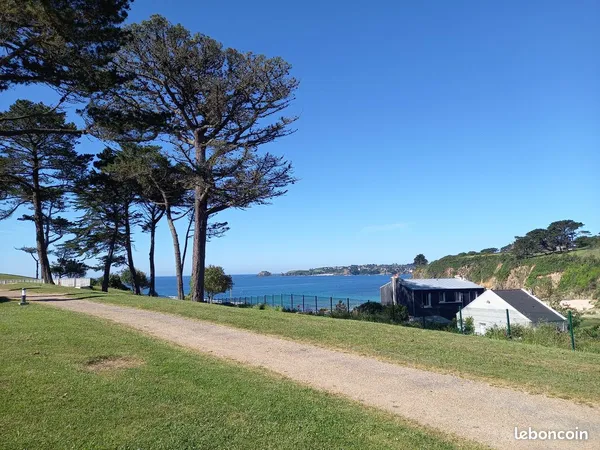Maisonnette meublée 2/4 personnes vue mer