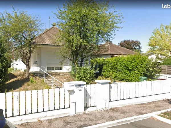 Maison secteur hopital