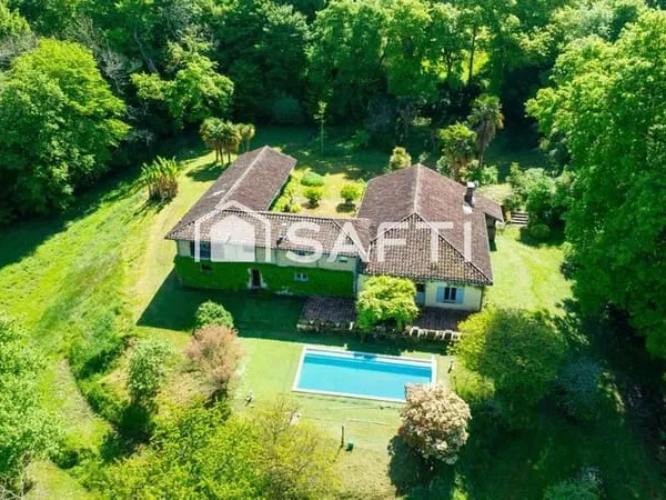MAISON LANDAISE AVEC GITE PISCINE TERRAIN 1 Ha