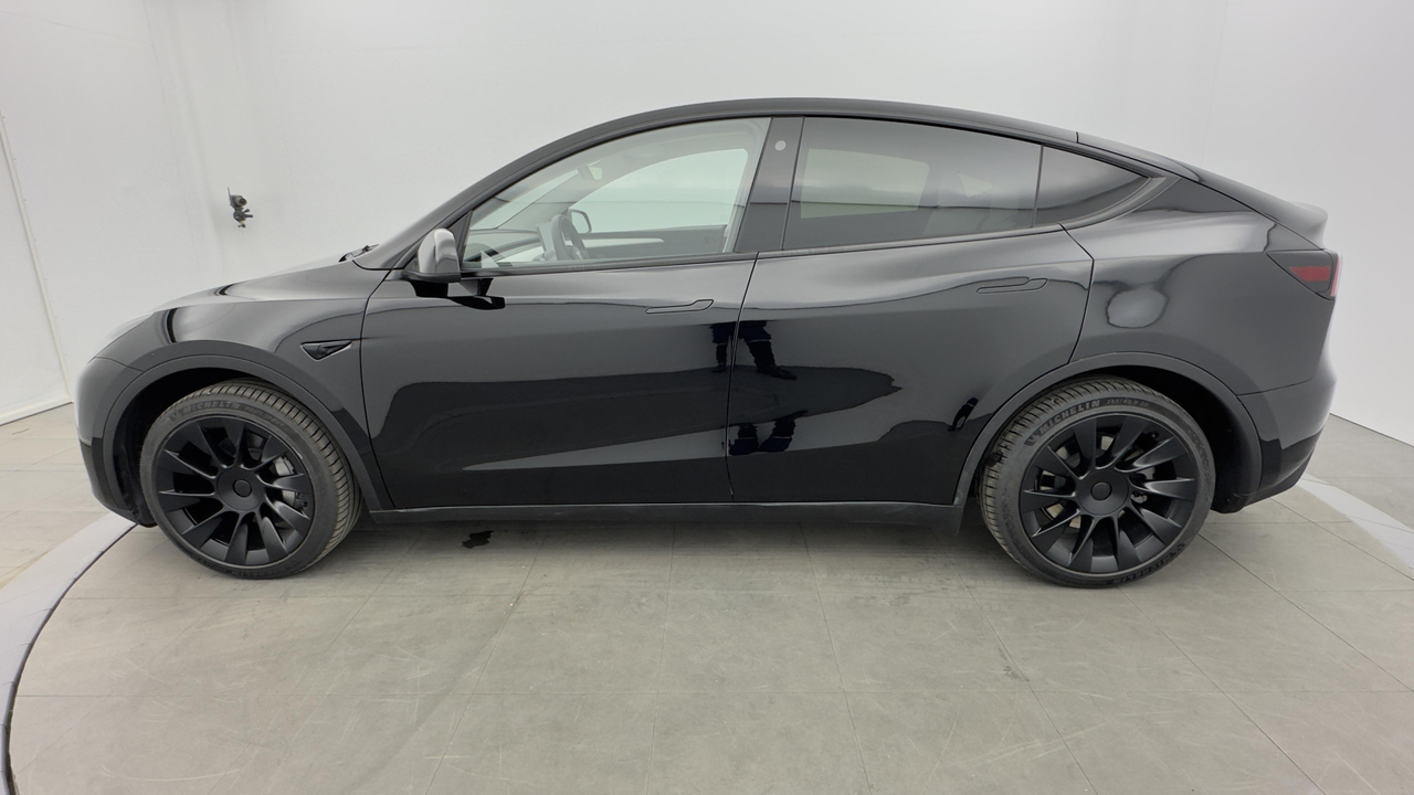 Tesla MODEL Y Grande Autonomie LONG RANGE RWD — photo 2
