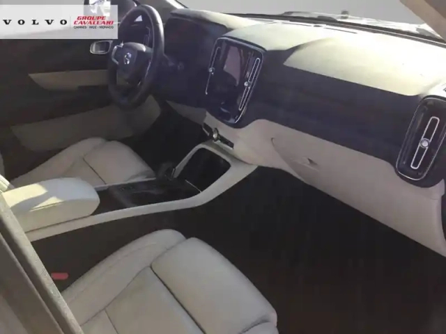Volvo Xc40 t5 recharge 180+82 ch dct7 — photo 35