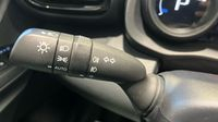 Toyota Yaris 116h Collection 5p — photo 23