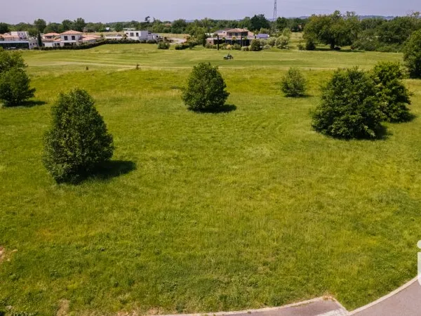 Terrain 1554 m²