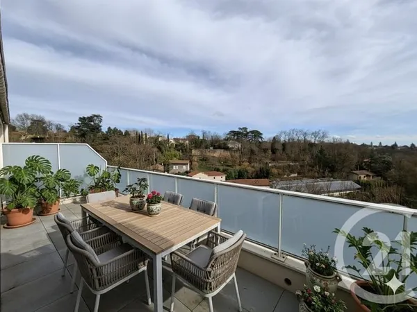 Appartement 4 pièces 111 m²
