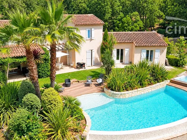 Superbe maison de 9 pièces à Draguignan