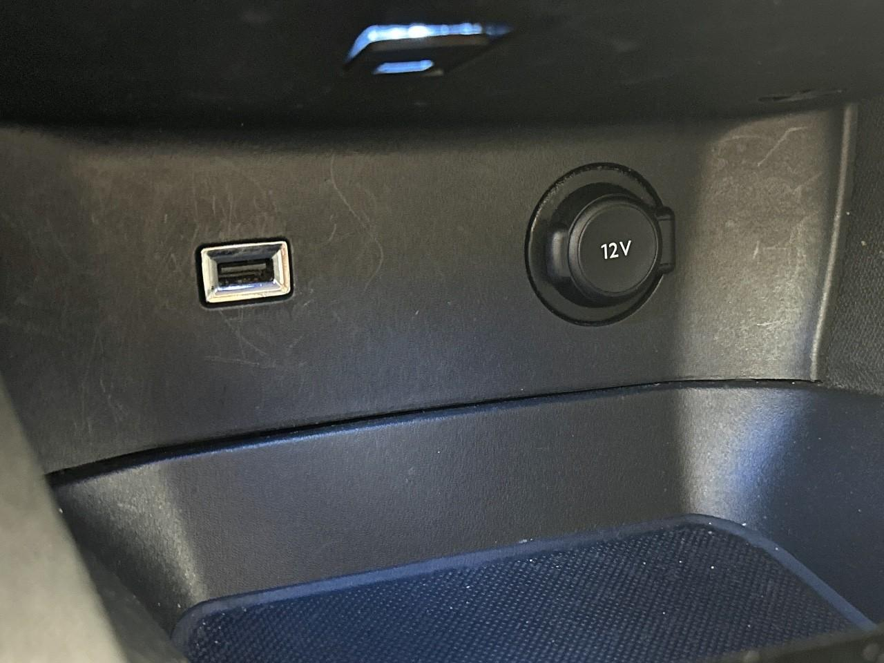 Peugeot 3008 puretech 130ch s&s bvm6 allure pack — photo 27