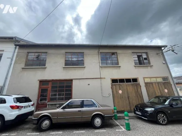 Maison 3 pièces 400 m²