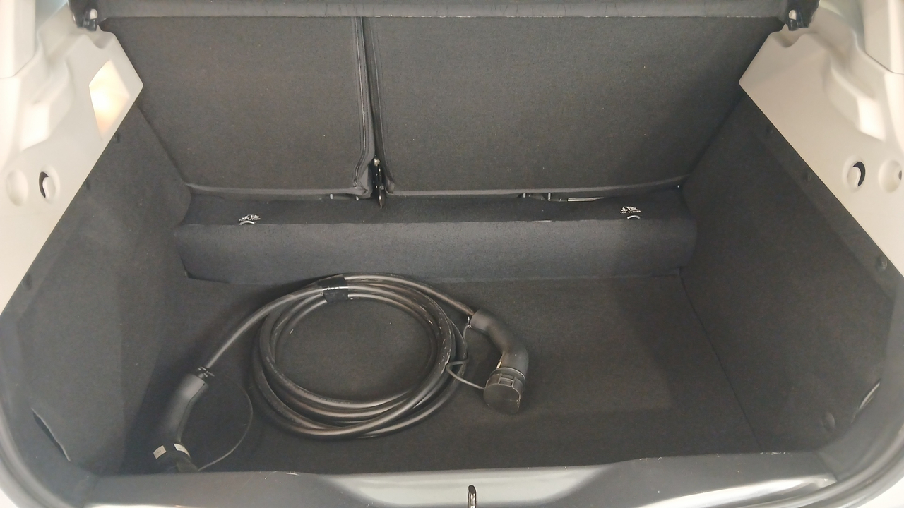 Renault Zoe R135 - MY22 — photo 13