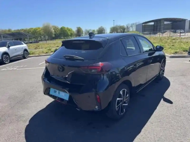 Opel Corsa 1.2 turbo 100ch gs — photo 5