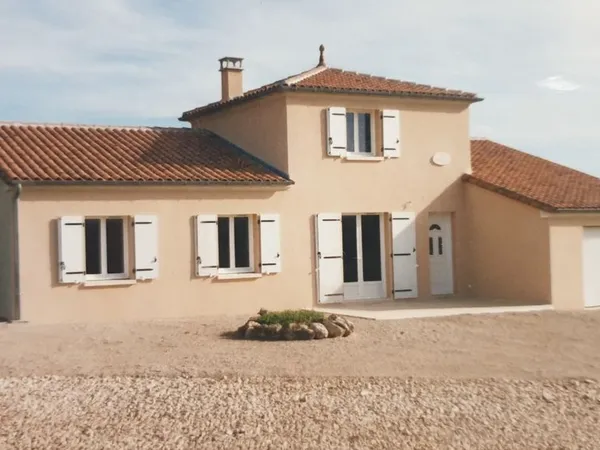 Maison a louer 4 chambres
