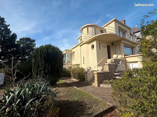 Maison 7 pièces 186 m²