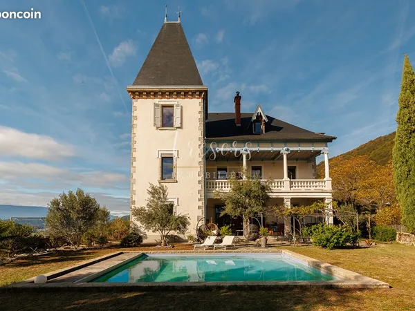 Propriété 10 pièces 413 m²
