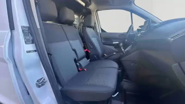 Ford Transit Connect fgn l1 1.5 ecoblue 100 s&amp;s — photo 21