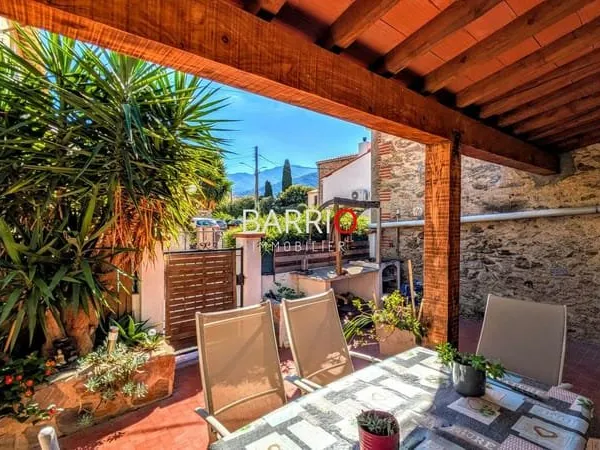 VILLELONGUE-DELS-MONTS : Maison de Village de 130 m²