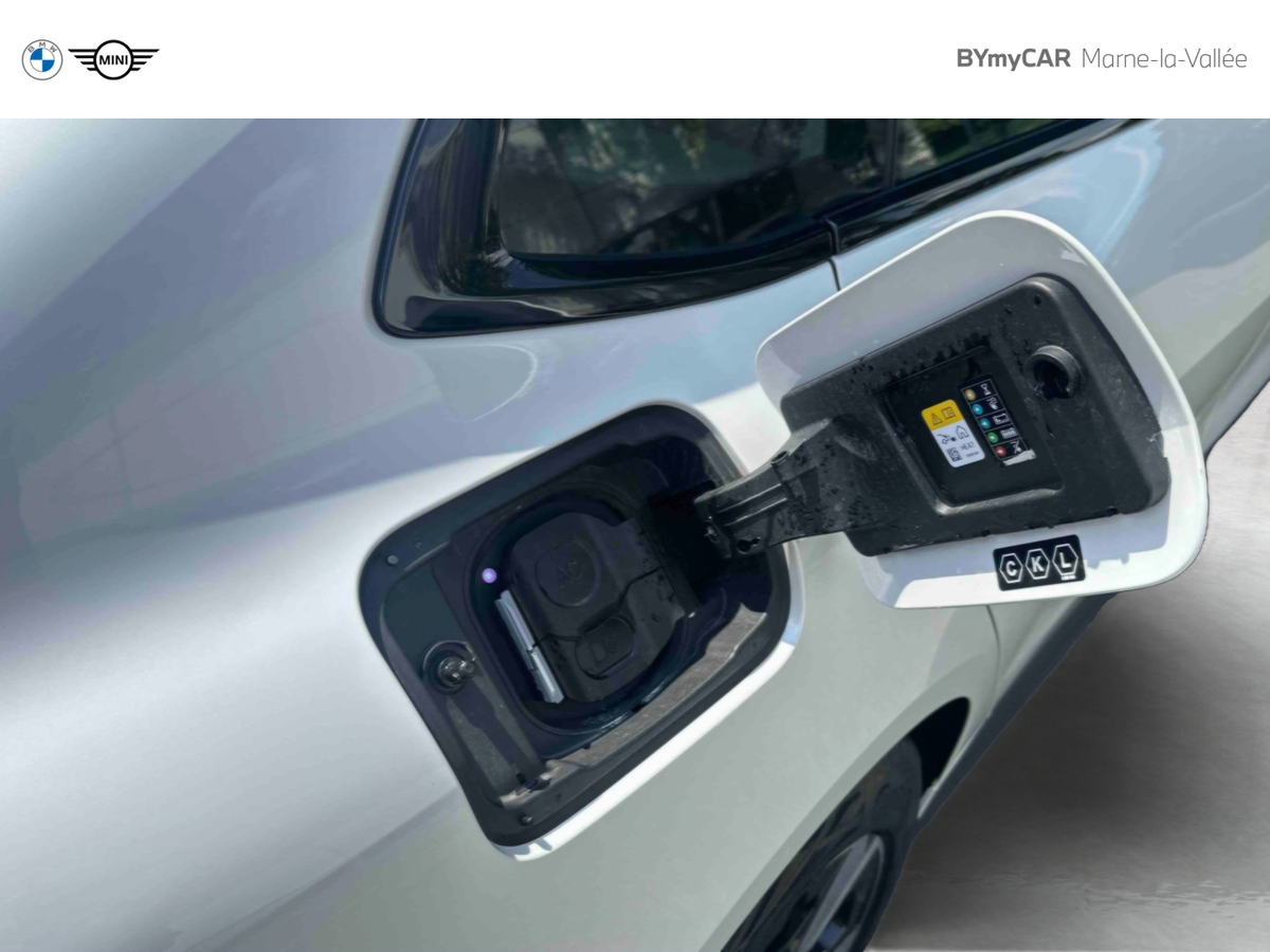 BMW i4 eDrive35 286 ch BVA — photo 9
