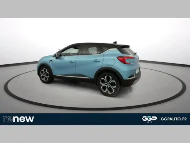 Renault Captur e-tech plug-in 160 intens — photo 10