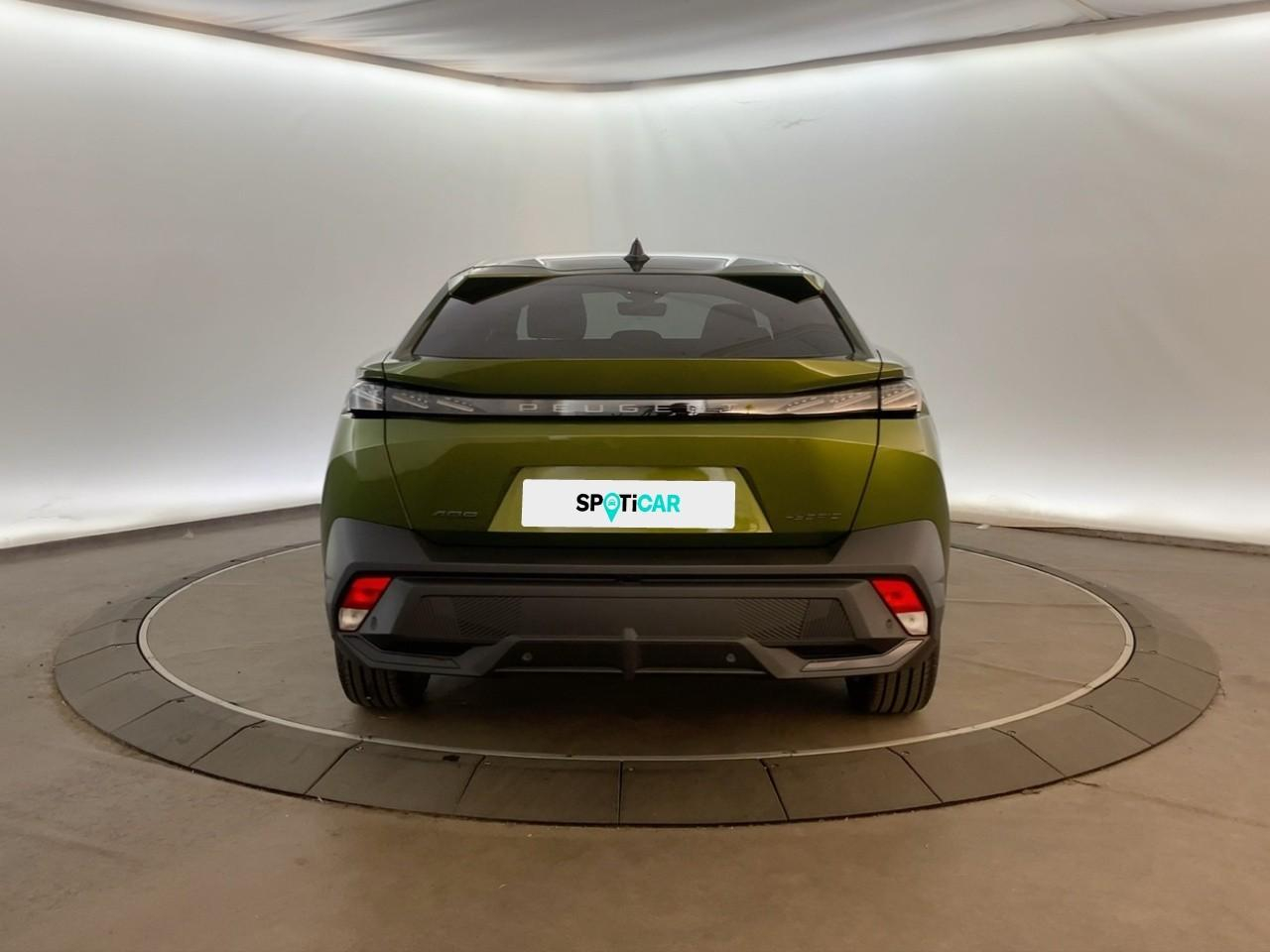 Peugeot 408 hybrid 145 e-dcs6 gt — photo 5