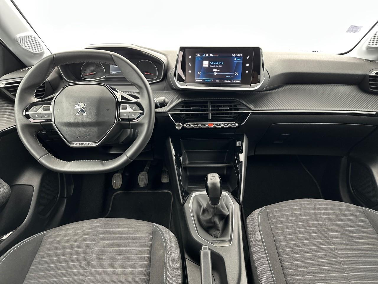 Peugeot 208 puretech 75 s&s bvm5 style — photo 11