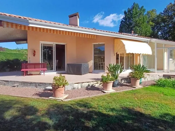 Maison 6 pièces 181 m²