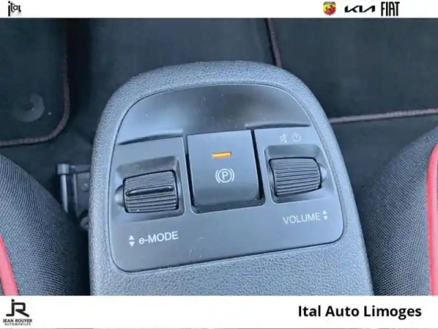 Fiat 500 e 95ch (red) my23 — photo 14