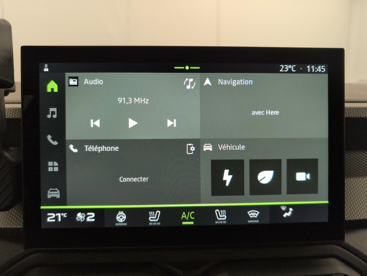 Dacia Duster — photo 17