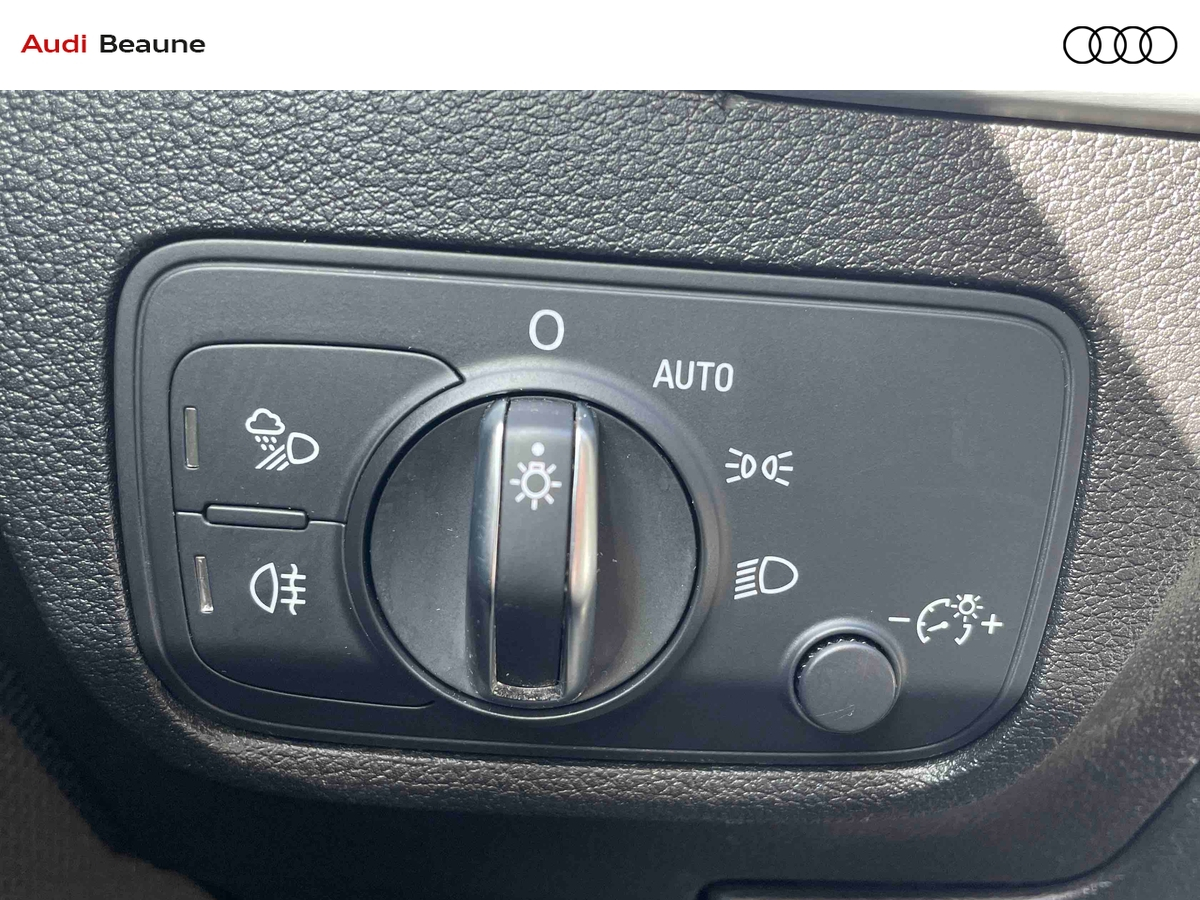 Audi Q2 35 TFSI 150 S tronic 7 — photo 25