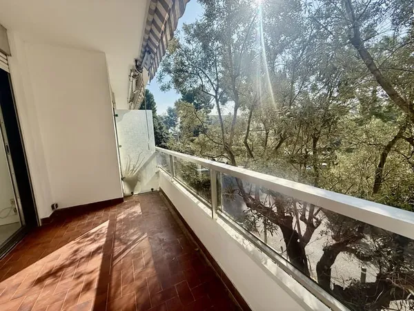 LA CADENELLE - TYPE 3 DE 90M2 AVEC TERRASSE DE 9M2