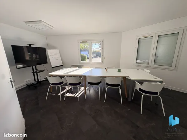 Bureaux 280 m² Coulaines