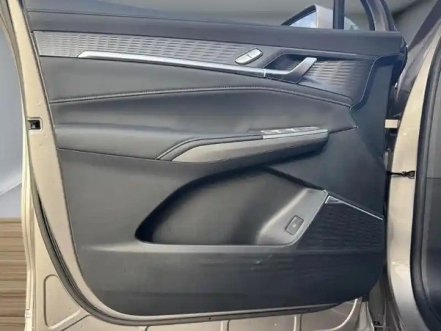 Mg S9 1.5l phev 220kw premium — photo 10