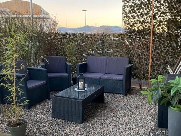 Appartement meublé type F2 avec terrasse