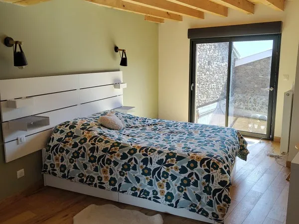Chambre meublée et SDB privative