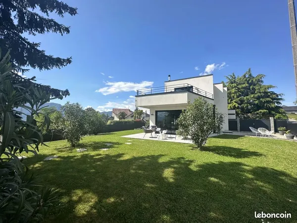 Villa 5 pièces 125 m²