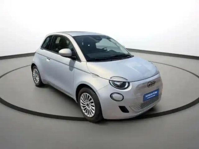 Fiat 500 e 95ch my24 — photo 8