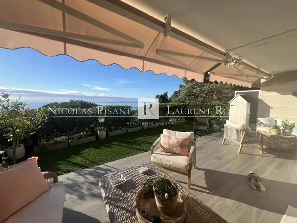 CAP-D'AIL - À PROXIMITÉ DE MONACO - 3 PIÈCES AVEC JARDIN, VUE MER PANORAMIQUE, PISCINE