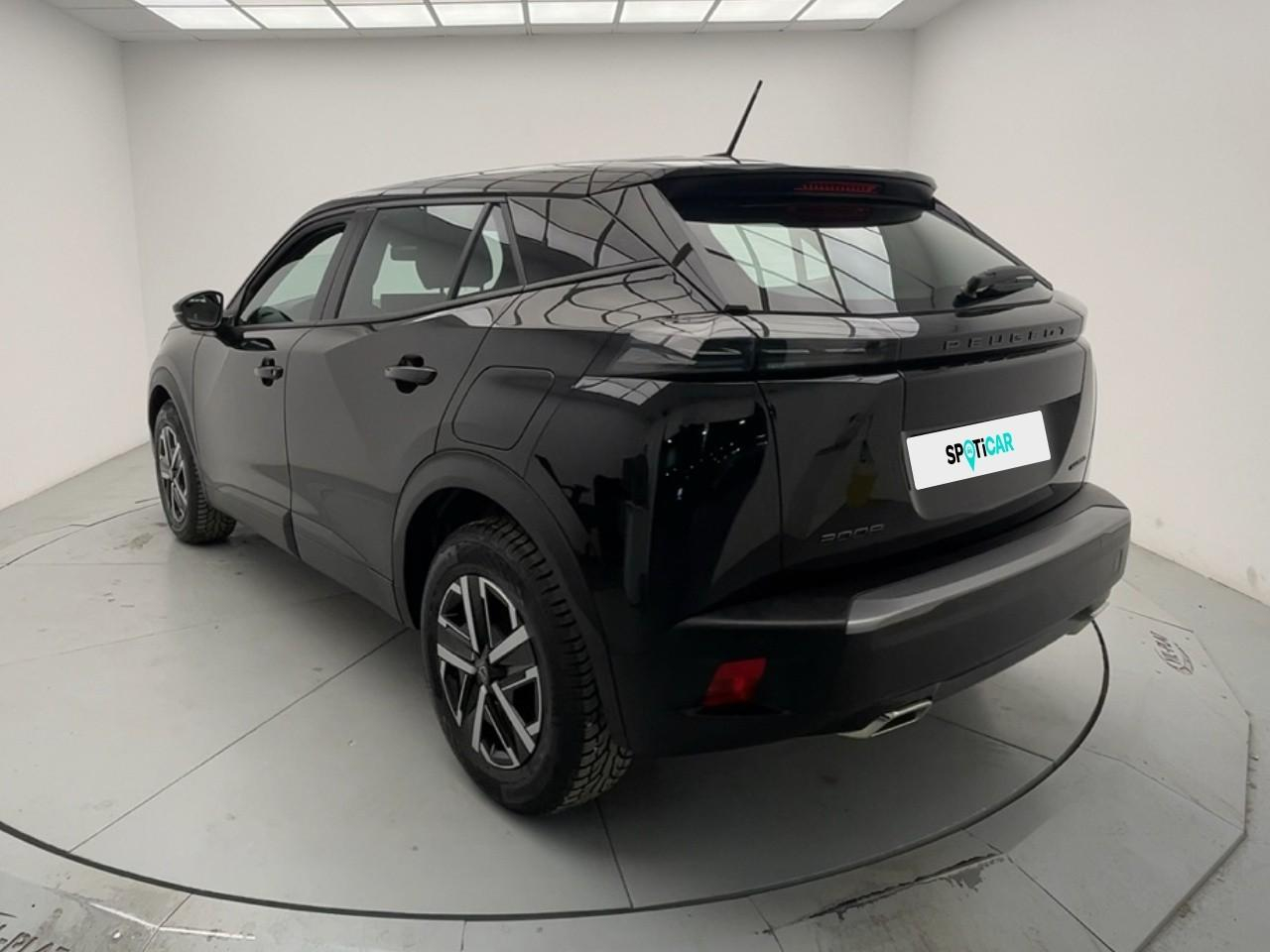 Peugeot 2008 hybrid 145 e-dcs6 style — photo 3