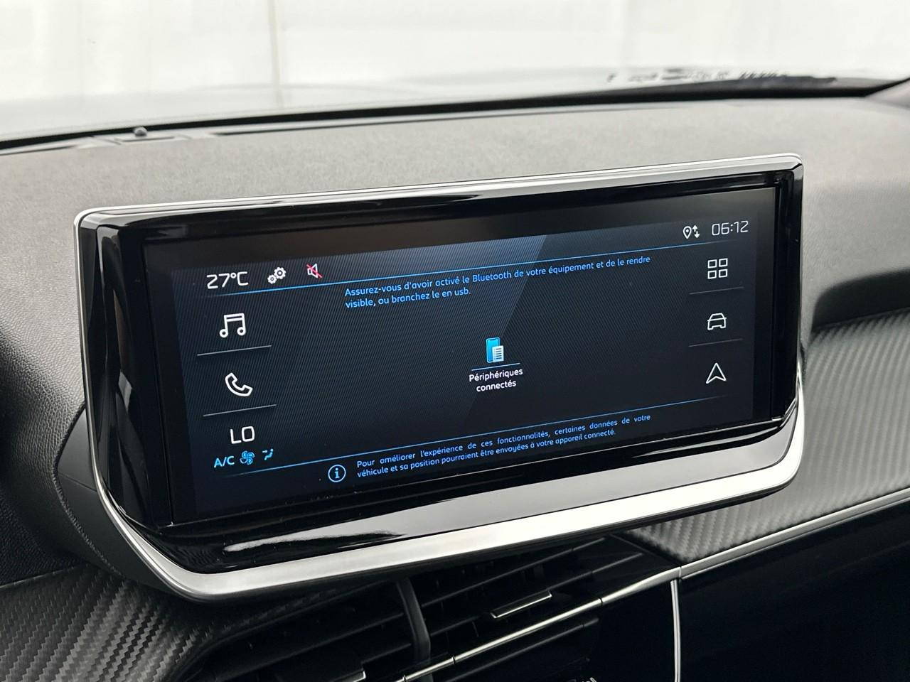 Peugeot 2008 hybrid 145 e-dcs6 style — photo 23