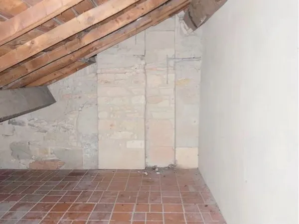 Greniers à vendre - Lyon 6eme - 69006 - Greniers privés
