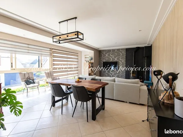 Maison 5 pièces 160 m²