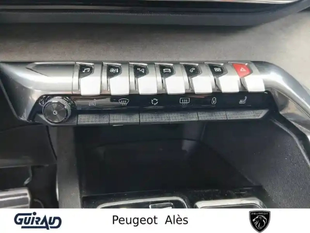 Peugeot 3008 hybrid 136 e-dcs6 — photo 22